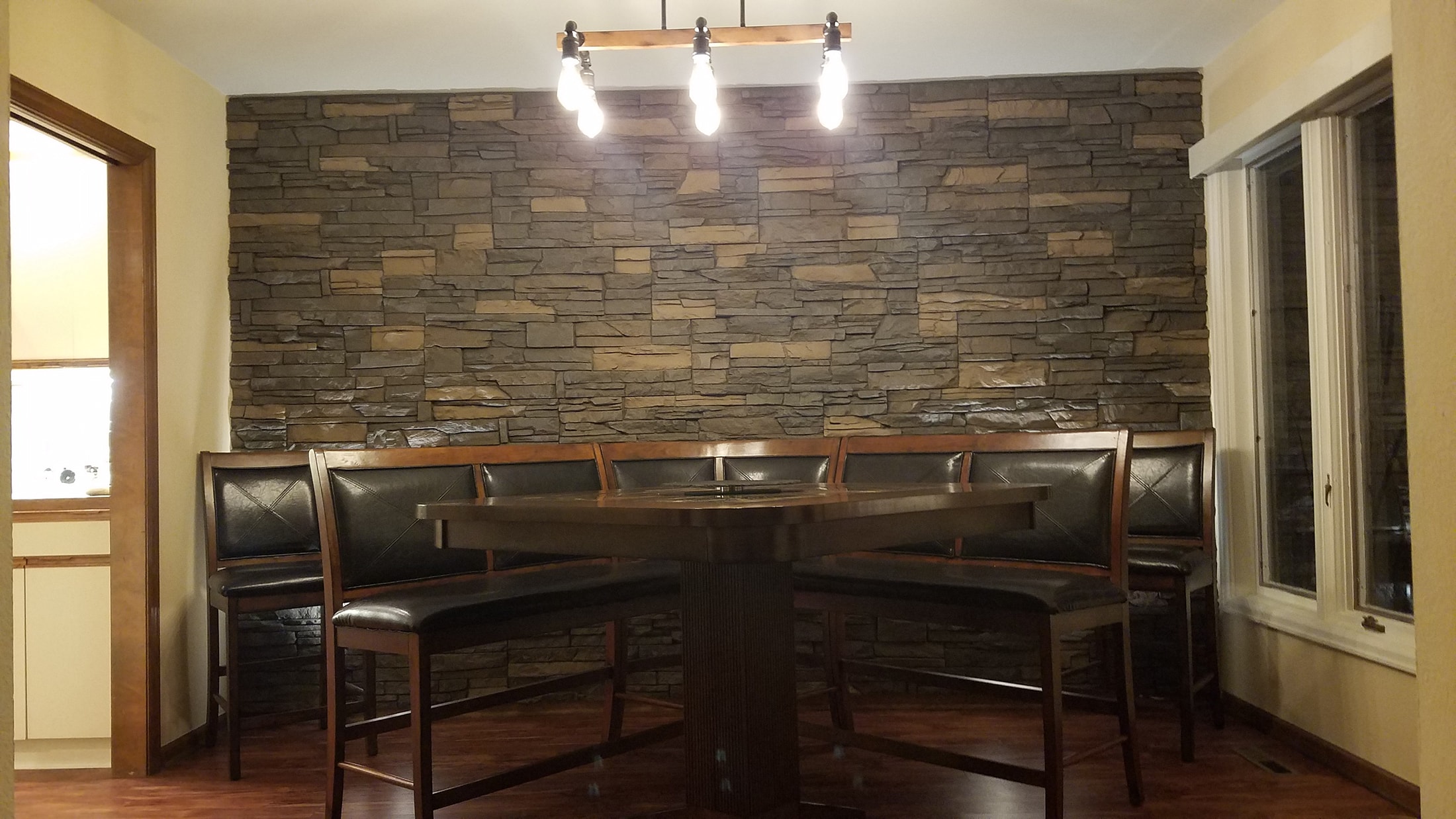 Dining Room Accent Wall Ideas & Designs by Gerry | GenStone