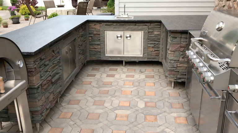 Outdoor Kitchen Archives Genstone, Installing Stone Veneer On Outdoor Kitchen