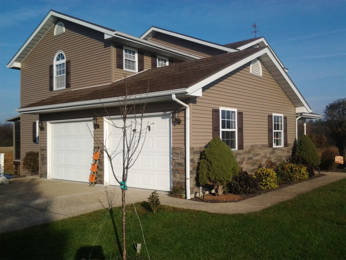 Garage with Stacked Stone Wall Tile