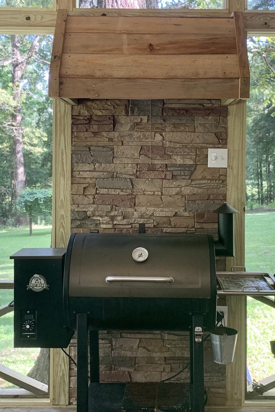 sunroom accent wall, smoker chimney cover