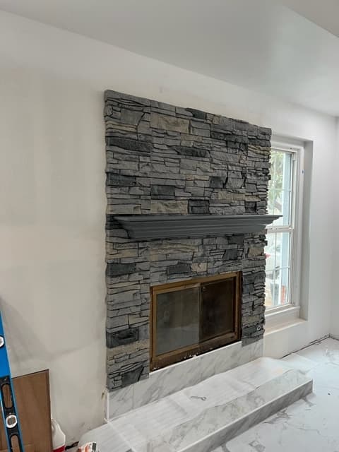 Northern Slate stone veneer flat fireplace
