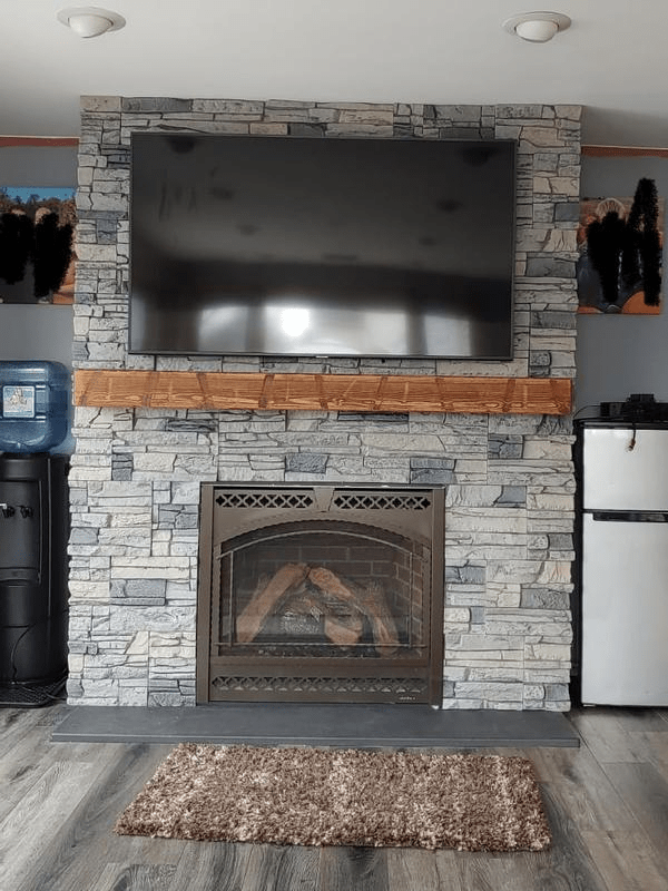 Northern Slate tv and fireplace design