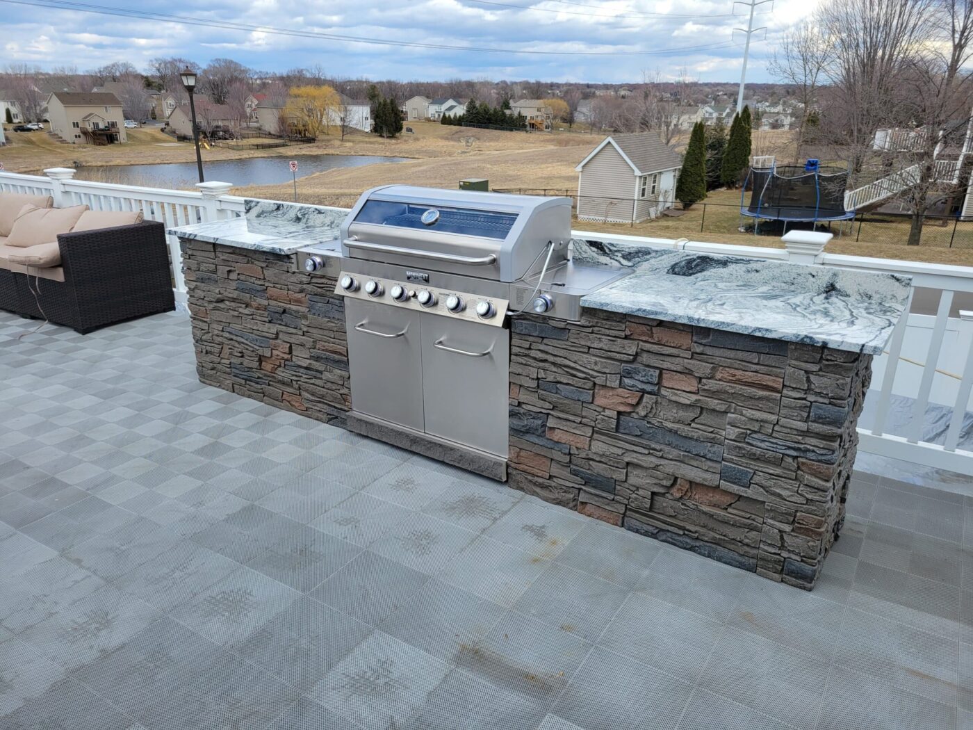 faux stone DIY patio grill