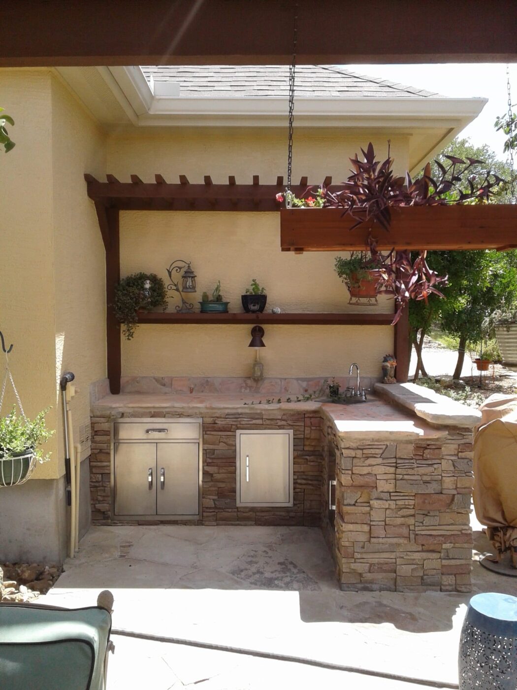 DIY Desert Sunrise Faux Stone Outdoor Kitchen