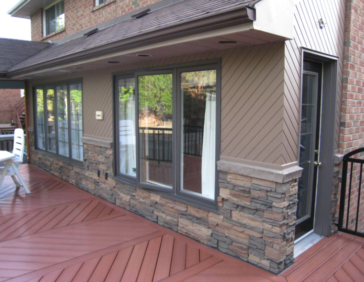 Stratford Faux Stone Wainscot Accent