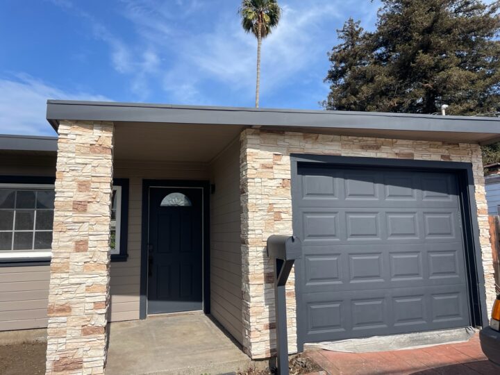 Dan’s Faux Slate Garage