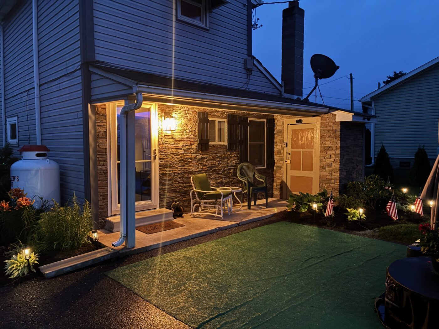 Nancy used GenStone to create a beautiful DIY front door accent wall.