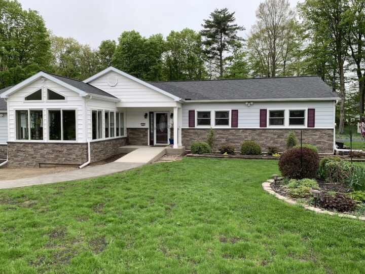 Ray’s Imitation Stone Wainscot