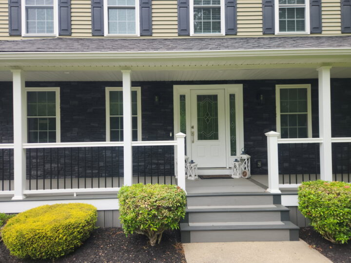 Virgel’s Black Stone Accent Wall