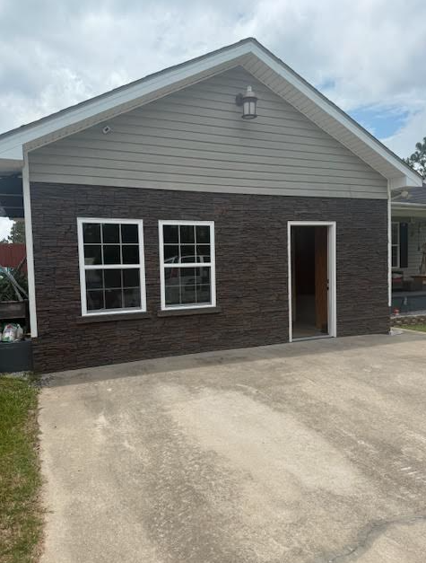 Scott’s Dark Brown Stone Accent Wall