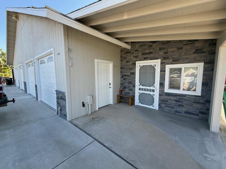 Travis’ DIY Light Slate Wainscot