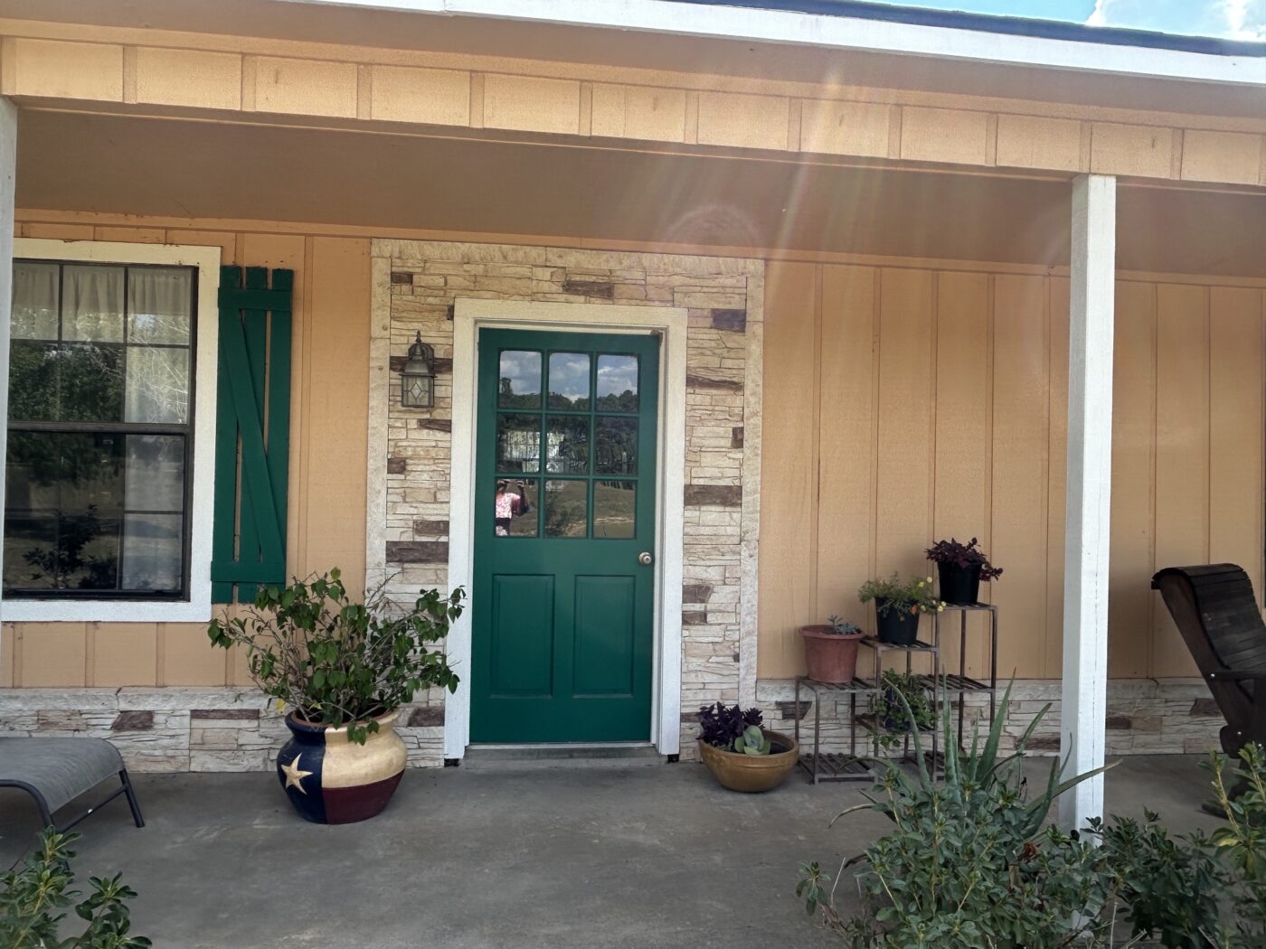 Vanilla Bean skirting front entry